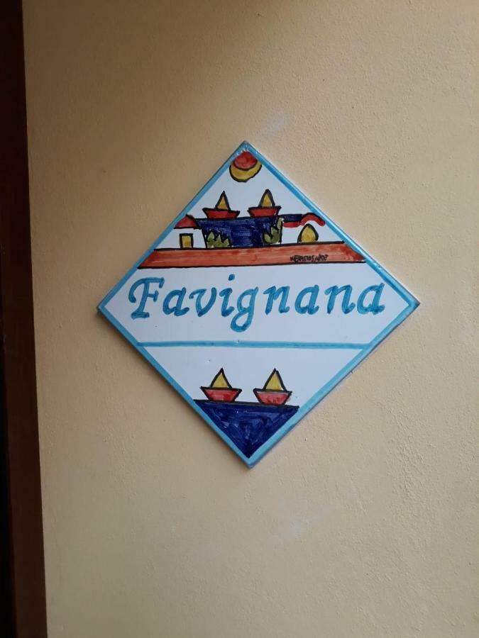 Casa Vacanze Mannina 卡斯泰拉马莱 外观 照片