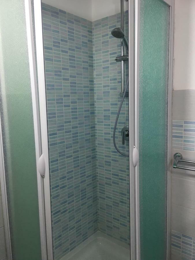 Casa Vacanze Mannina 卡斯泰拉马莱 外观 照片